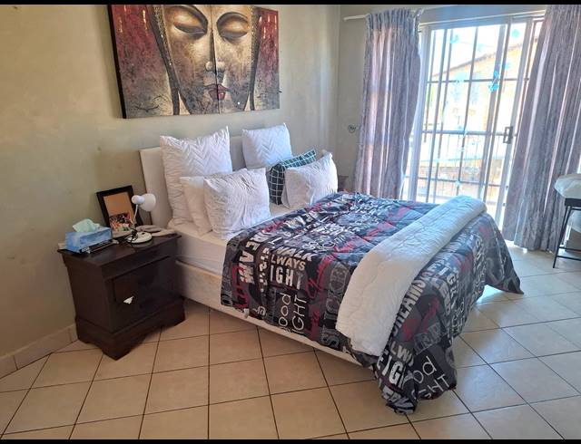 2 BEDROOM SECTIONAL TITLE FOR SALE IN EIKE PARK